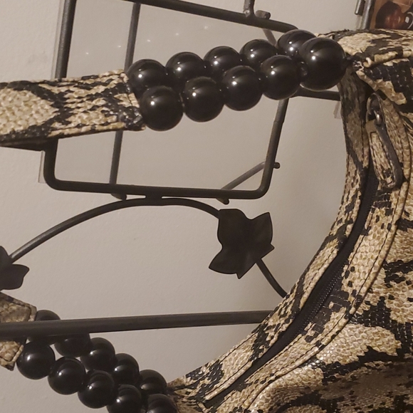 Animal print shoulder bag - Picture 3 of 4